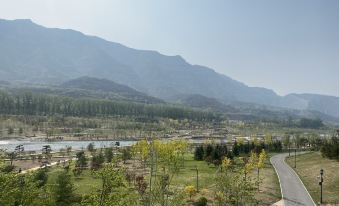 Fushan Hotel