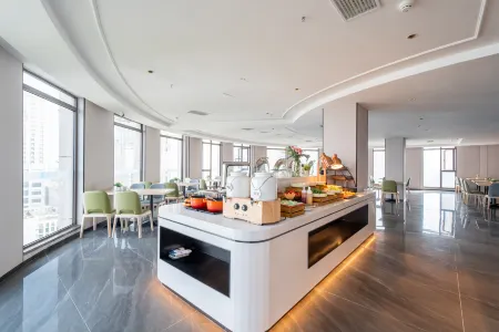 Earl Family Hotel (Binhu Convention and Exhibition Center) Отели рядом с достопримечательностью «Anhui Jianzhu University (South Campus)»