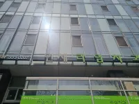 新村中央布朗套房酒店 鄰近新村站的酒店