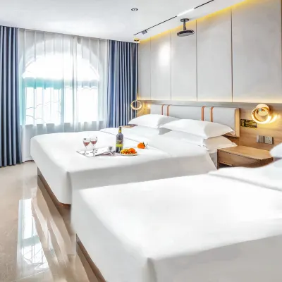 Lanyu Cinema Hotel (Taiyuan Changfeng Street North America Xintiandi Branch) Hotels near Changfeng Street