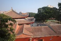 Shuyu Homestay (Quanzhou West Street Zhongshan Road Shuimen Guozi noodle shop)