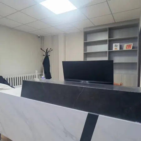 Yiju Hotel