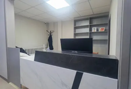 Yiju Hotel Отели рядом с достопримечательностью «Xilamuren Prairie»