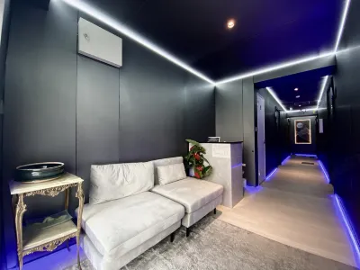 UenoMasakazuBuilding Moon and Rabbit Nippori附近的飯店