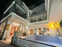 Yunhu Boutique Homestay - Pool