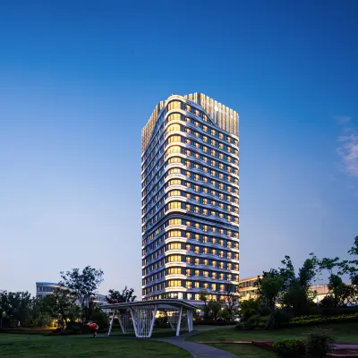 Atour S hotel, Shanghai Wanyuan Road Hotels near Ancient Film Immersive Interactive Game Theater "1941· Xinhe Hospital"