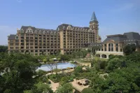 Qingdao·Qiyu·Ocean-Loving Azure Vernal Coastal Resort Homestay (Jinshatan Beer City Branch)