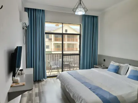 Wugongshan Mantian Homestay Отели рядом с достопримечательностью «Yang Shi Mu»