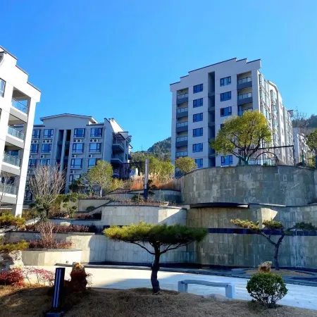 Youjian Homestay (Laojun Mountain)