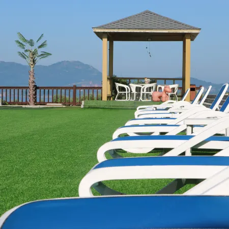 Xingyuewan Seaview Holiday Hotel