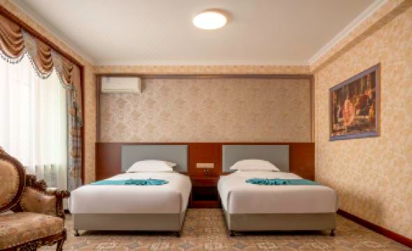 Manzhouli Port International Hotel