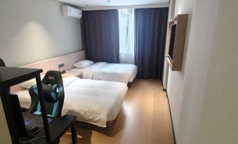Weikai E-sports Hotel (Ruian Wansong East Road Branch)
