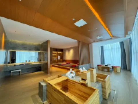 Changbai Mountain Linxi Volcanic Hot Spring Hotel