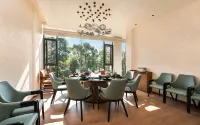 GULUXURY HOTEL