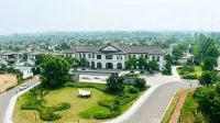 Man · Wenquan Homestay