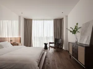 Southlane Hotel