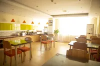 Home Hotel (Ninghai China Mold City Xingning Middle Road)