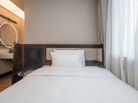 汉庭酒店(北京三元桥燕莎使馆区店) - 单床房