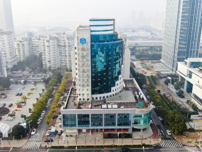HanTing Hotel (Wuhan Zhuankou Dunyang Avenue Subway Station) Hotels in Wuhan