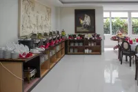 Grand Puri Saron Yogyakarta