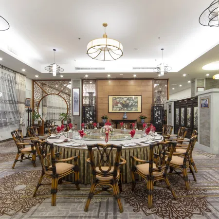 Yinxian Resortel Отели рядом с достопримечательностью «Железнодорожная станция Чанпин»