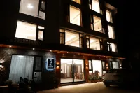 Shiqidong Hostel