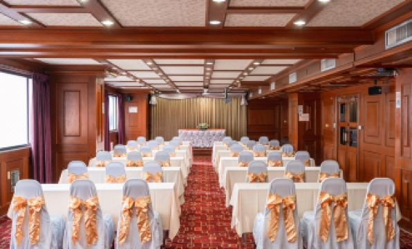 1. 엘리자베스 호텔..