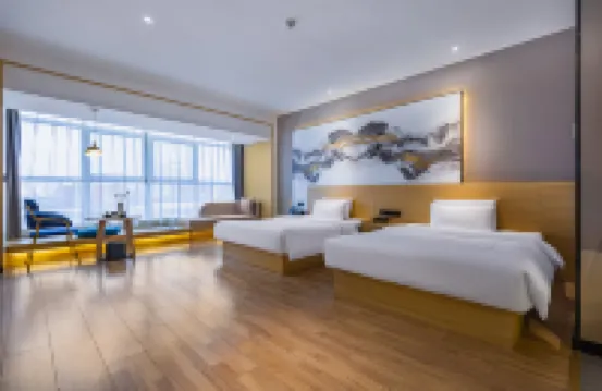 高登ホリデイホテル（淮北體育場）