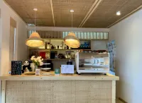 Ziyang Yanjia Ba Jinshi Rural Residence