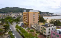 O.LIVE Social（Yangjiang Pearl Bay Scenic Area Hotel） - pemandangan pegunungan