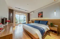 Floral Hotel  · Huashan Landscape leju Hotel (Huashan Scenic Area Visitor Center Store) - balcony