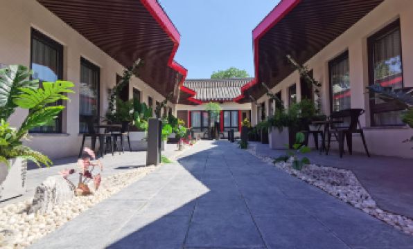 Qianmen Twelve Quadrangles