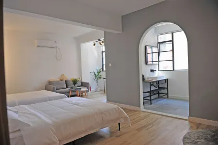 Tianli Yunwai Homestay (Guangzhou Baiyun College West Campus Branch) Отели рядом с достопримечательностью «GuangDongSheng GuangZhouShi JiangGao ShangYe BuXingJie»