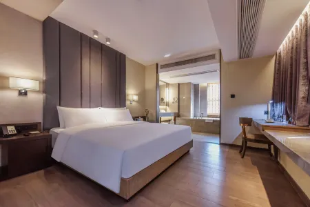 Le Comforto All Suite Hotel (Chongqing Paradise Walk D) Отели рядом с достопримечательностью «501 Art Base»