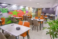 Shankee Hotel (Qinyang Bus Station) Hotels in Qinyang