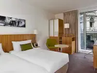 DoubleTree by Hilton Hotel London - Tower of London Hotels near Peckham