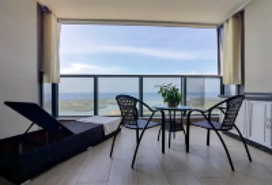 Oceanfront Born Sea View Hotel (Boao Golden Bay Nanhai Museum Branch)