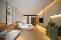 Dongxianyi Hotel (Taohuayuan Town Branch) - Parkering