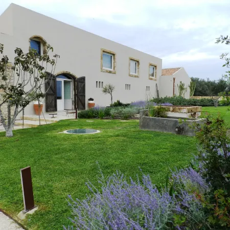 Scilla Maris Charming Suites