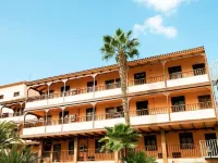 Coral Los Alisios Hotels near Los Cristianos Market
