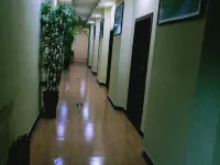 Gongyi Quanxinxing Hotel