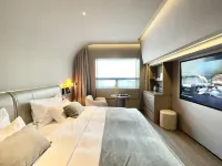 Beijing BoLLy Wood  Hotel (Guomao SKP Store)