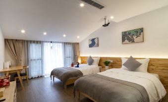 Wanfeng Linna Mountain home stay