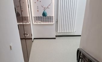 Huanmei Business Hotel (Beijing Daxing Huangcun West Street Subway Branch) - Housity