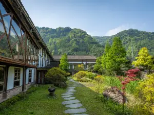 Tianfu Honggu · Gengdu Taoyuan Resort