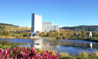 Cambu Shengshui Hotel Fuxian Lake