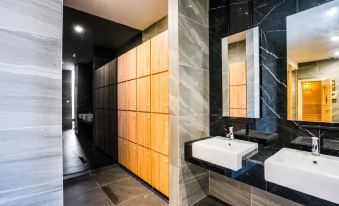 Imperio Residence with Private Bathtub by Lets Stay