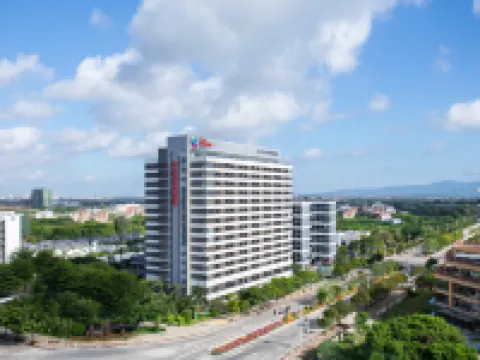 Ramada Encore By Wyndham Jiusuo Down Town Hotel a Ledong