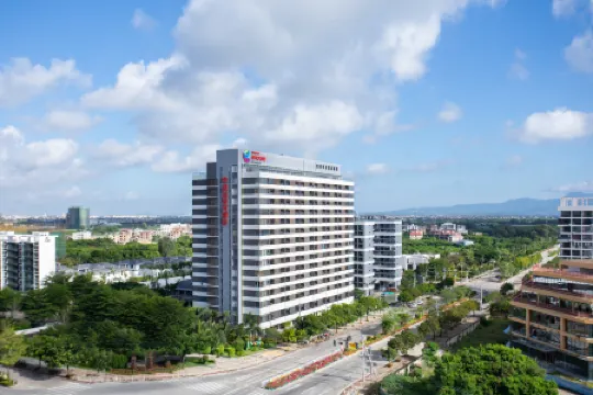 Ramada Encore By Wyndham Jiusuo Down Town