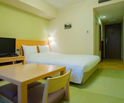 【本館】リラックスルーム（和洋室）(喫煙) ダイワロイネットホテル沖縄県庁前の写真